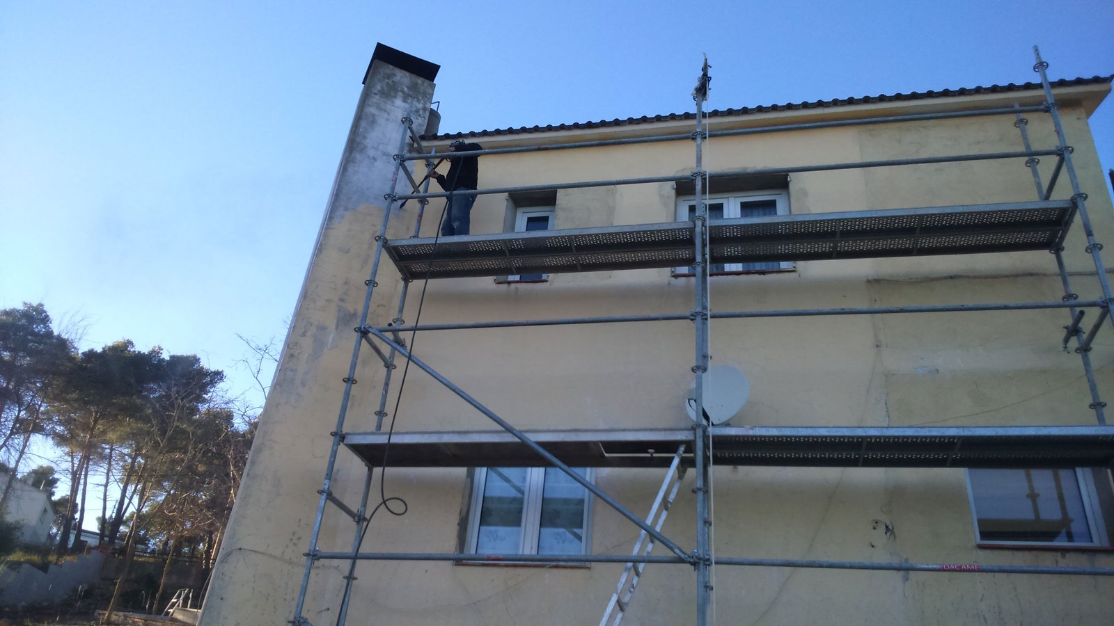 Restauració de façanes amb suro projectat restauracio2